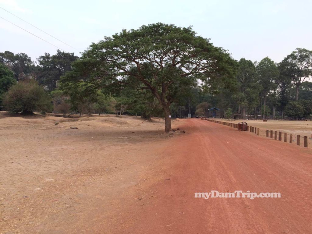 Showing Red Dirt Streets Of Angkor Thom